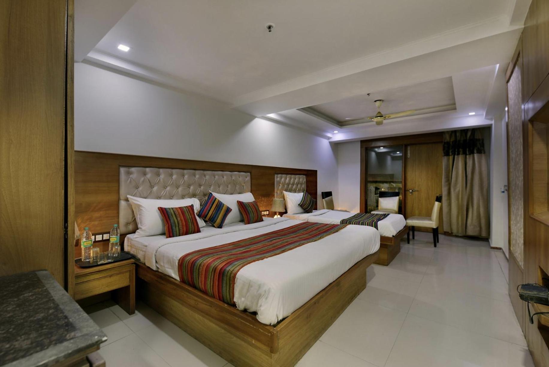 Hotel Lotus Paradise - Banquet & Dining - Near Murthal Sukhdev Rāi Екстериор снимка