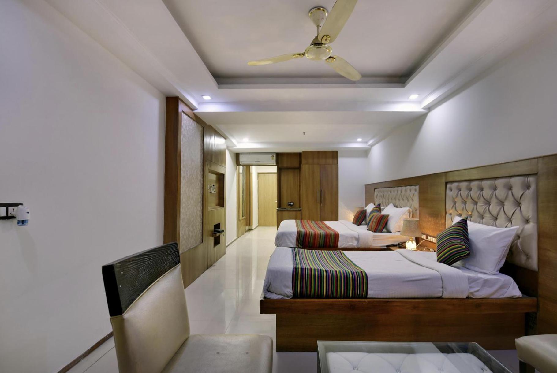 Hotel Lotus Paradise - Banquet & Dining - Near Murthal Sukhdev Rāi Екстериор снимка