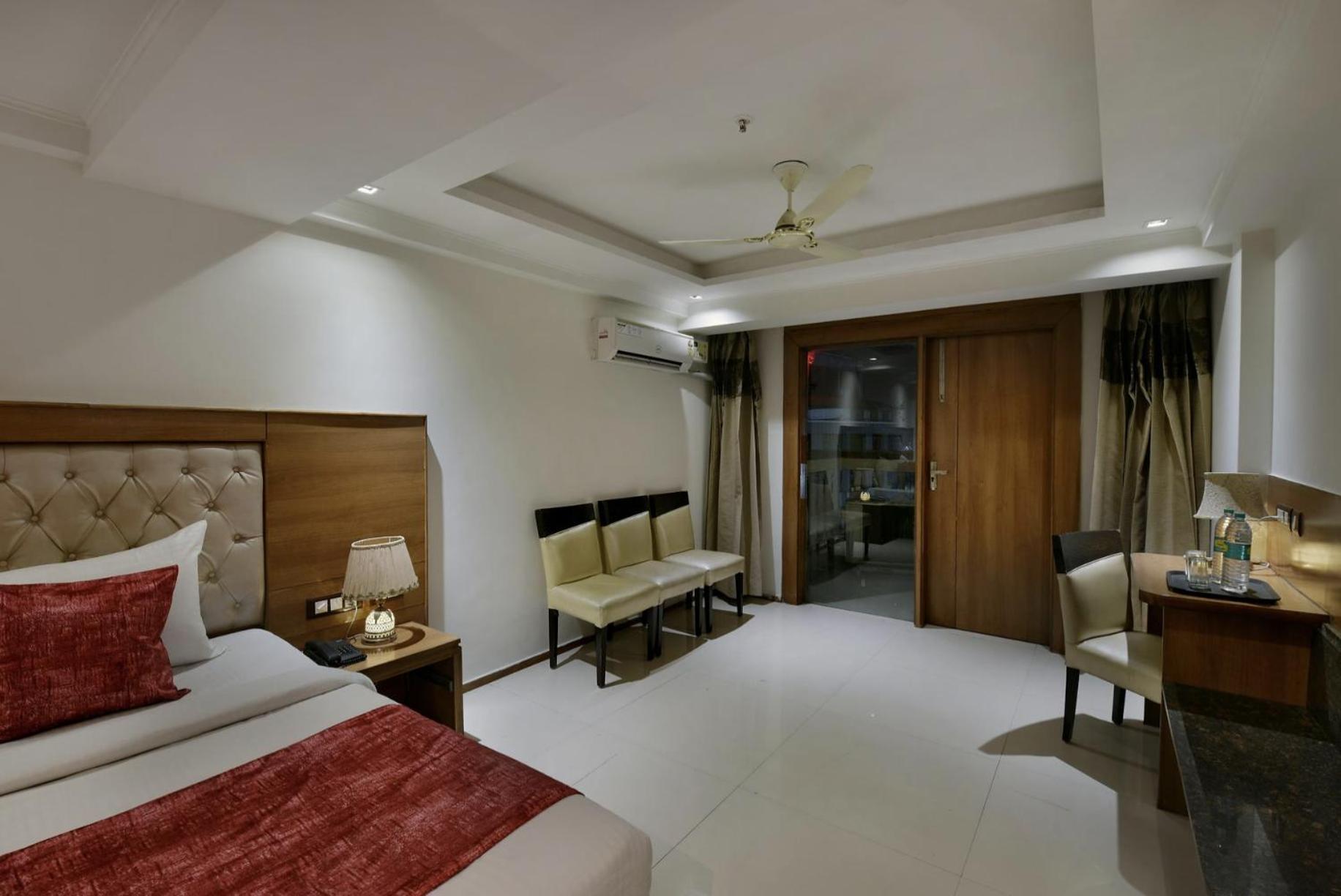 Hotel Lotus Paradise - Banquet & Dining - Near Murthal Sukhdev Rāi Екстериор снимка